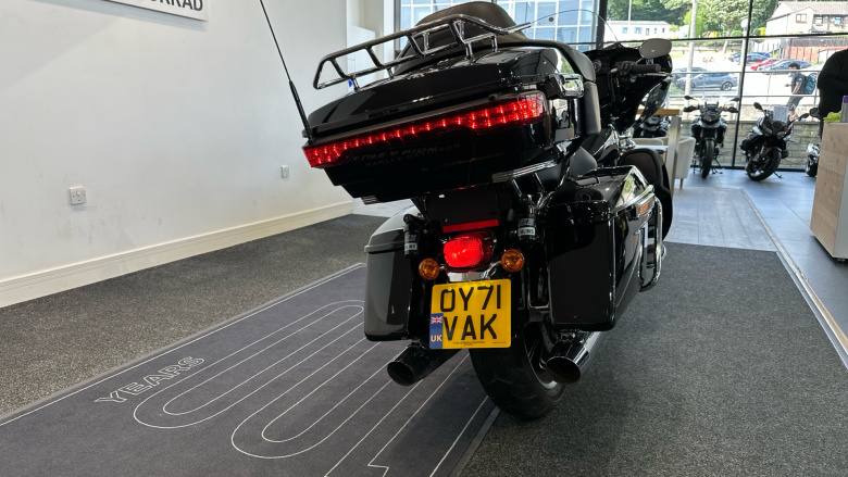 Harley-Davidson Touring Electra Glide FLHTK Vivid Black (21MY)